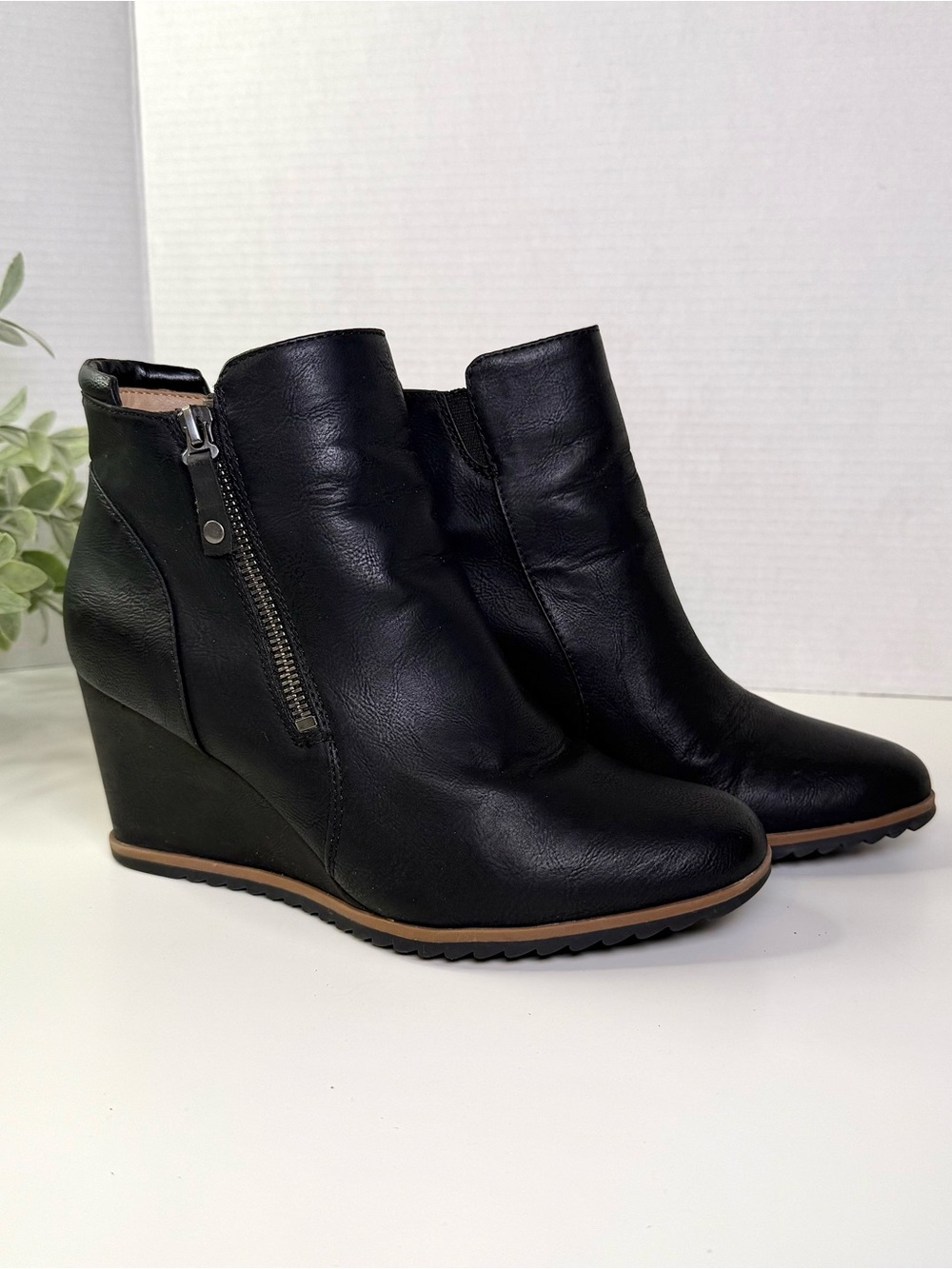 SOUL Naturalizer Haley Boot Women's Black Wedge Ankle Booties with Side Zip